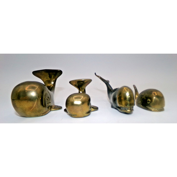 Lot of 4 Vintage Brass Whale fish Nautical Figurine Paperweights mermaid friends - Picture 3 of 16